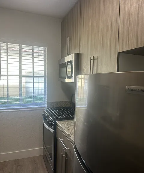 6805 Abbott Ave — Photo 7