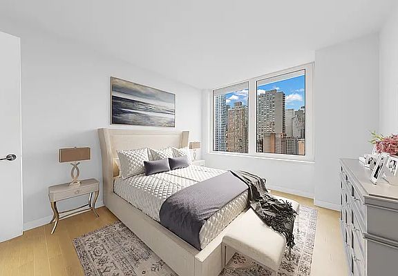 4th image of 303 E 33rd St APT 10J