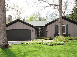 670 Bent Creek Rdg, Deerfield, IL 60015