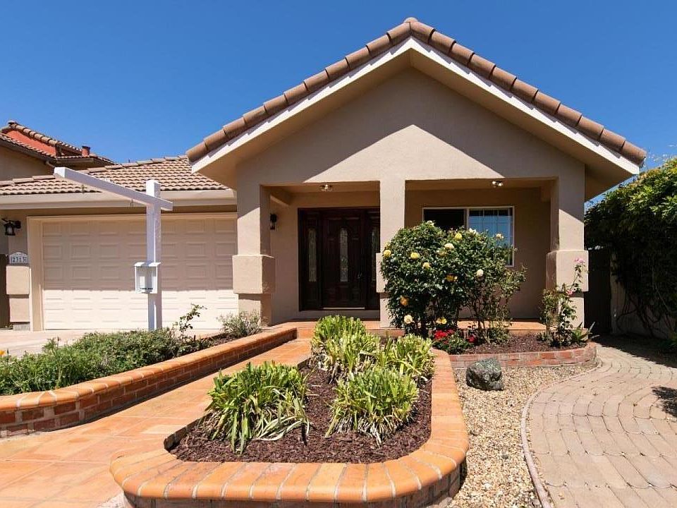 1st image of 2313 Vines Ct
