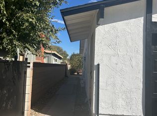 37754 26th St E #1/2, Palmdale, CA 93550