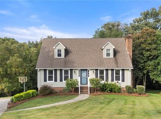 3094 Forest Line Dr, Clemmons, NC 27012
