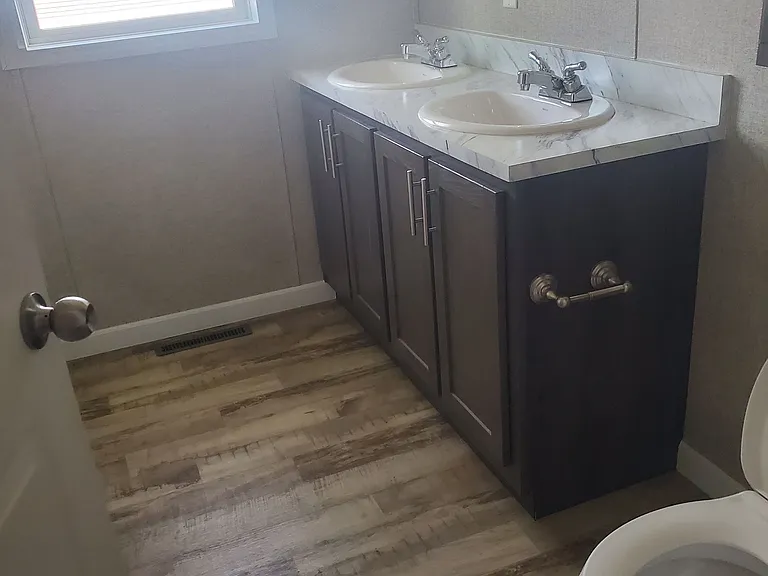 Cedar Terrace — Photo 10