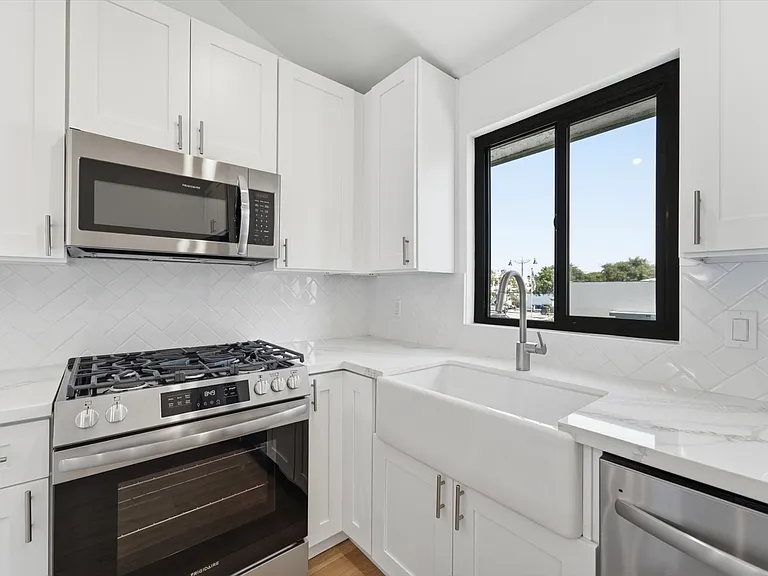 1518 Marcelina Ave #2 — Photo 14