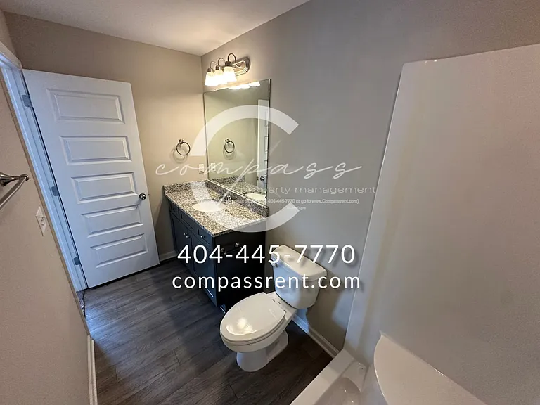 107 Squarewood Ln — Photo 13