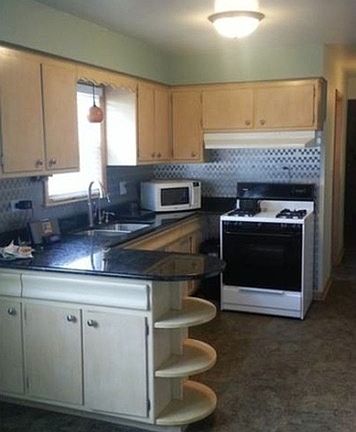 4th image of 4800 W Ainslie St