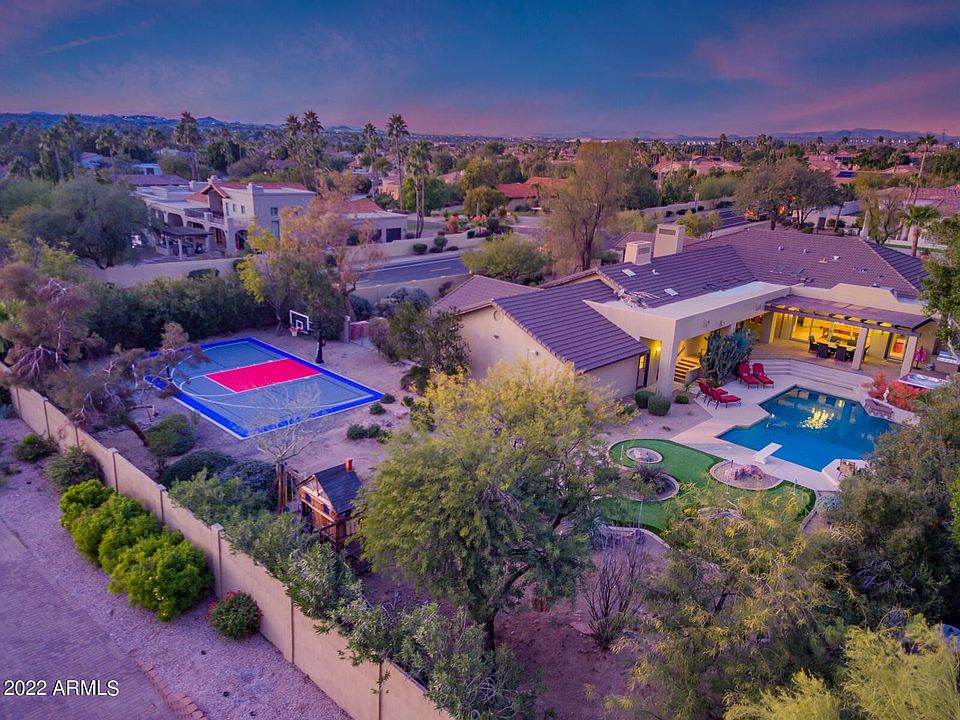 1st image of 10423 E Corrine Dr