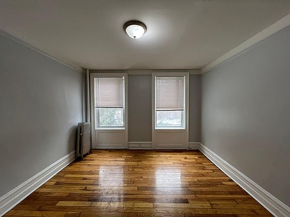 5th image of 67 Glenwood Ave #12E