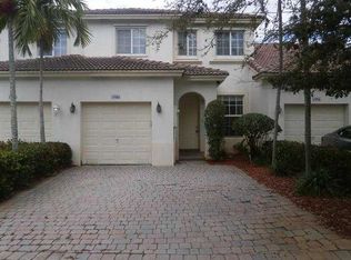 1986 NW 79th Ter, Pembroke Pines, FL 33024