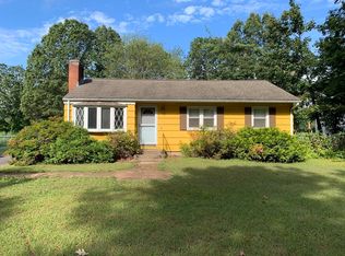 175 Berkshire Ave, Southwick, MA 01077