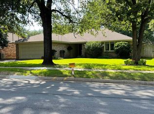 4918 Caliente Dr, Arlington, TX 76017