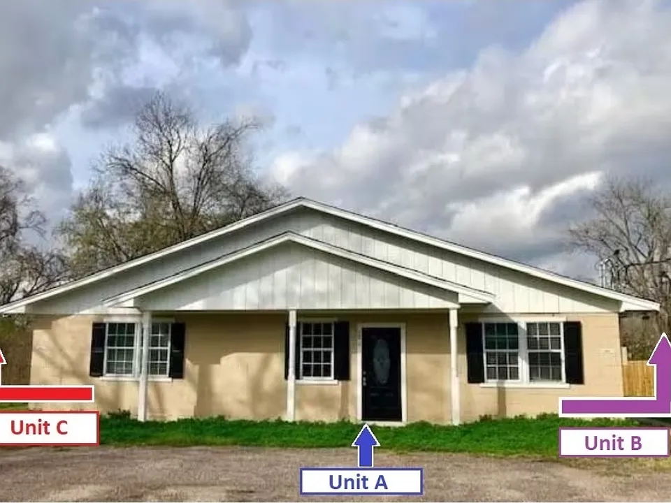 Three Townhome building