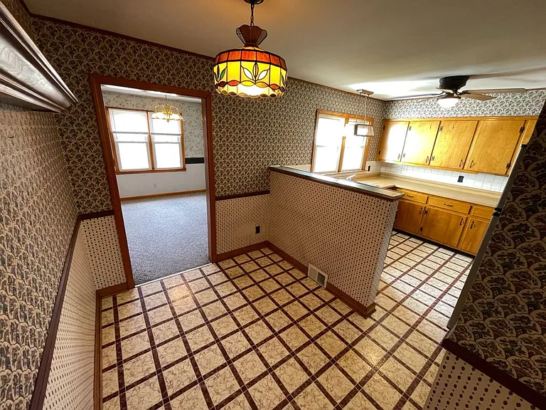 325 Webbmont Cir — Photo 8