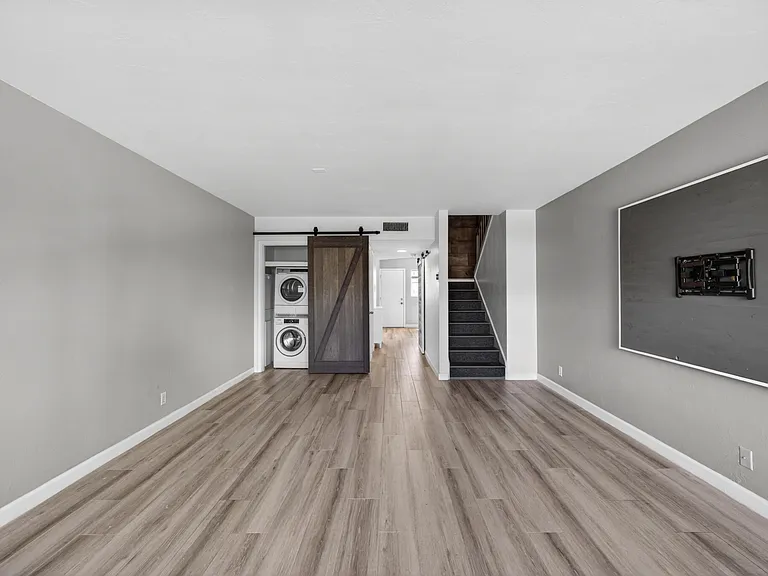 505 NE 20th Ave #209 — Photo 19