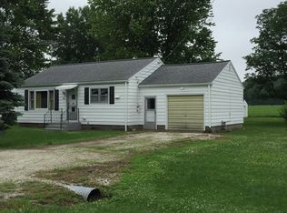 560 Meadow St, Niota, IL 62358