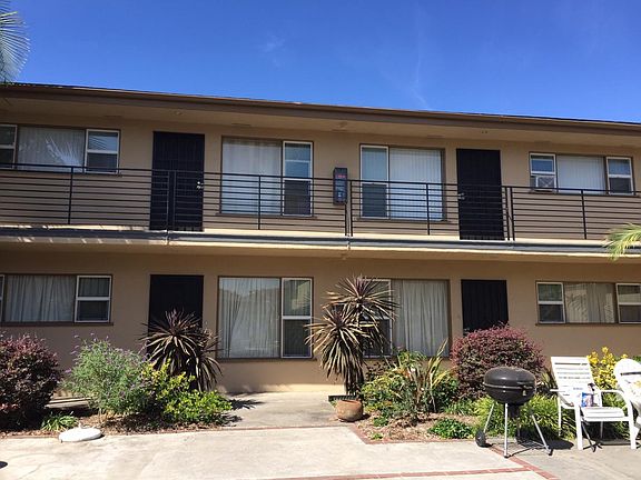 2nd image of 865 W Huntington Dr APT 2