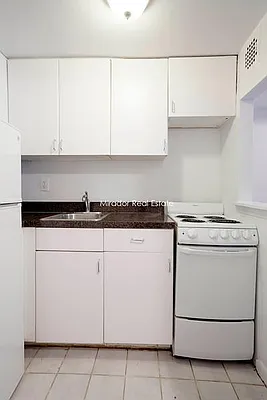 Rented by Mirador Real Estate | media 12