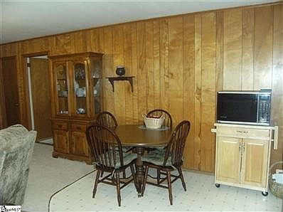 5th image of 401 Fairhaven Dr