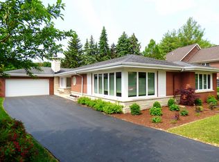 6844 N Concord Ln, Niles, IL 60714