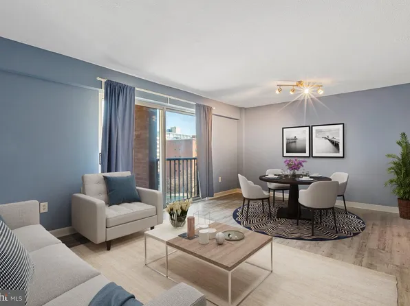 1300 Army Navy Dr APT 612, Arlington, VA 22202