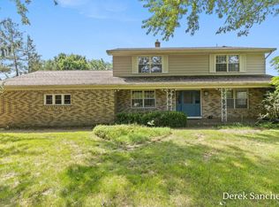 4674 Fennessy St SW, Grand Rapids, MI 49534