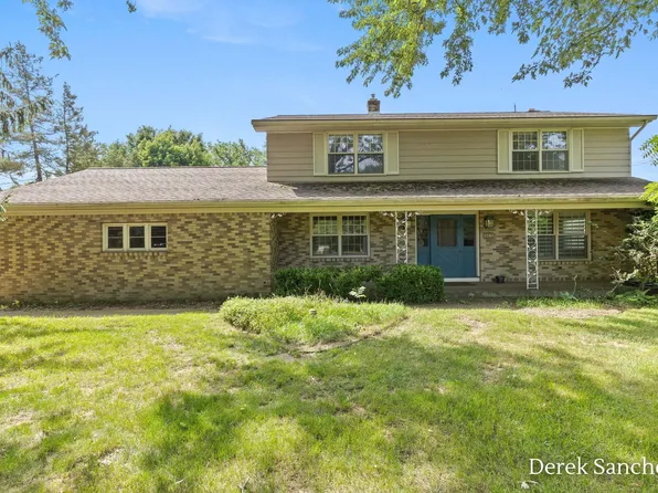4674 Fennessy St SW, Grand Rapids, MI 49534