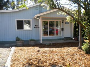 745 NE Wharton Dr, Grants Pass, OR 97526