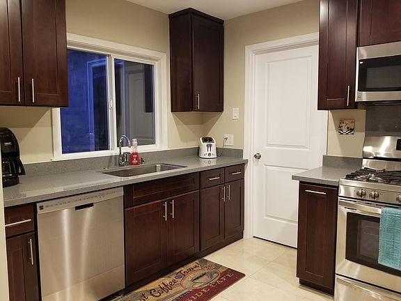 4th image of 10067 Judy Ave #B
