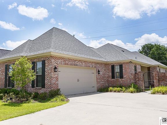 2nd image of 2814 Carondelet Ln