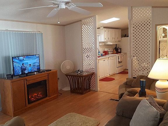 5th image of 329 Ivy Ln
