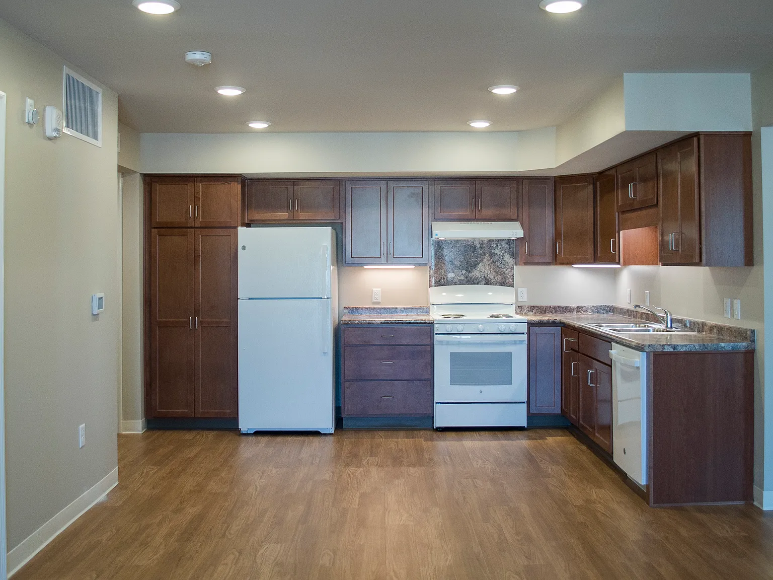 North Ridge — Photo 3