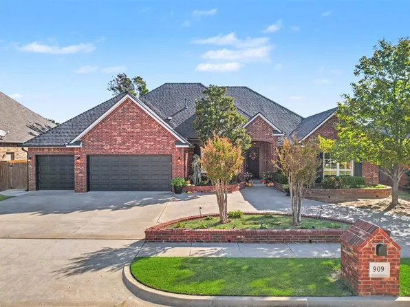 909 Corbett Dr, Norman, OK 73072