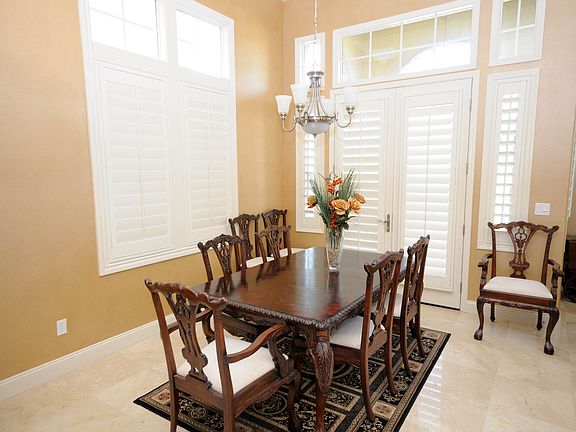 Dining room with entrance to backyard