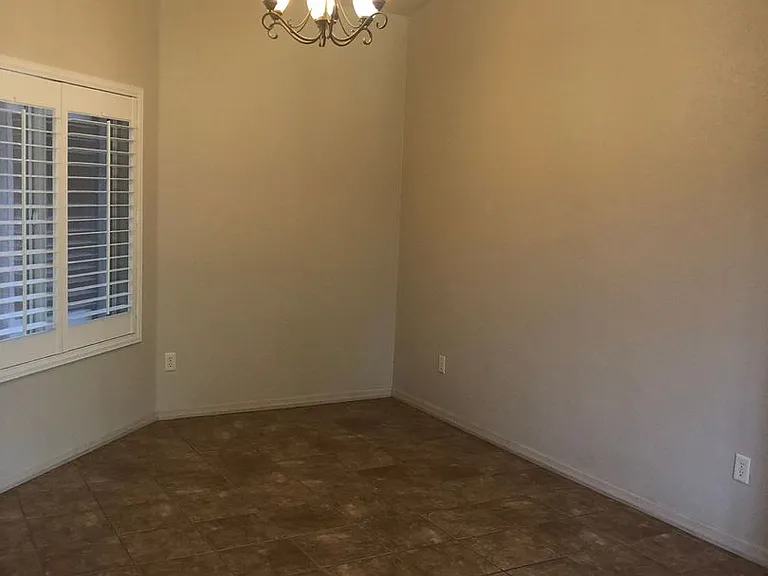 2734 S Nightfall Dr — Photo 4