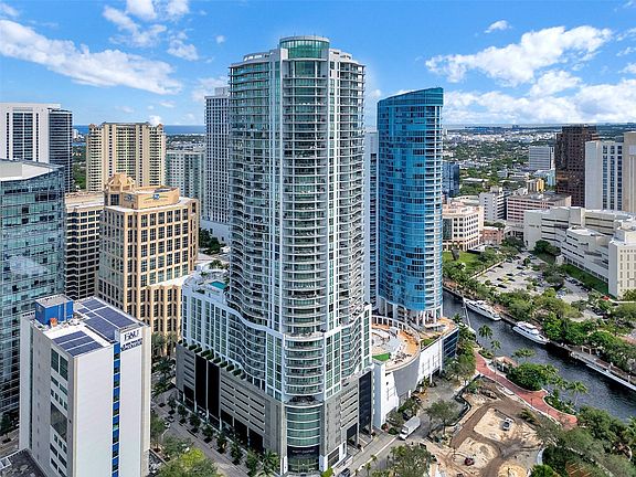 3rd image of 100 E Las Olas Boulevard #2803