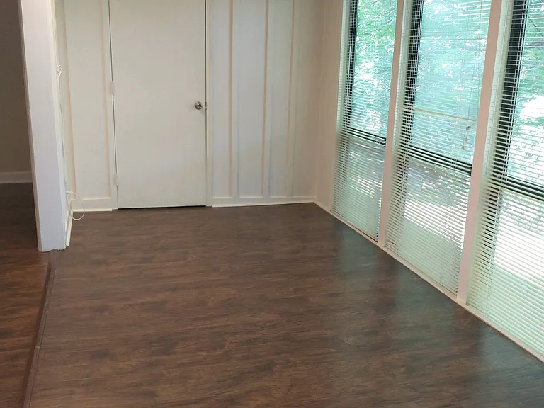 2998 Carriage Dr — Photo 6