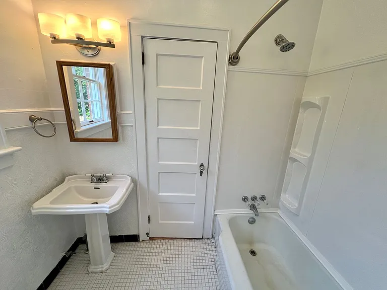 1503 Fairview Dr — Photo 14