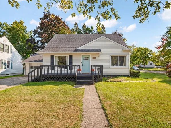 600 Center Dr, Tecumseh, MI 49286