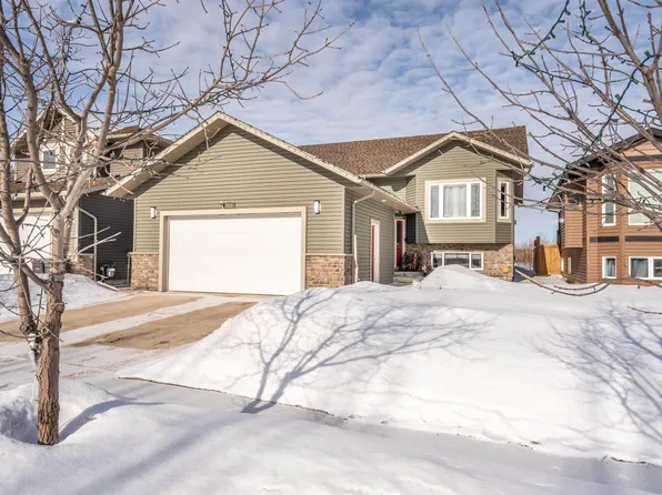2928 Yarrow Way, Cold Lake, AB T9M 0E2