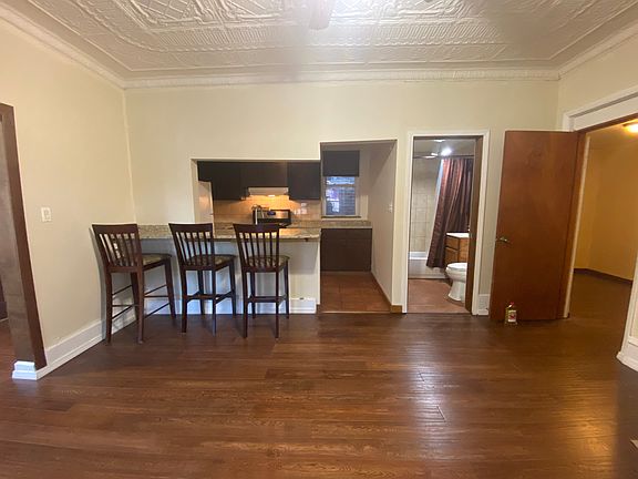4th image of 1340 W 19th St #Ist