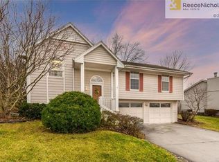 1421 NW Foxboro Rd, Blue Springs, MO 64015