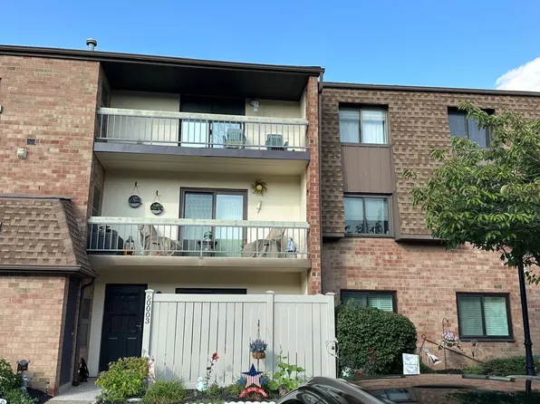 60203 Delaire Landing Rd #203, Philadelphia, PA 19114