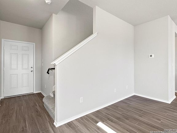 3rd image of 4430 Tourmaline Way