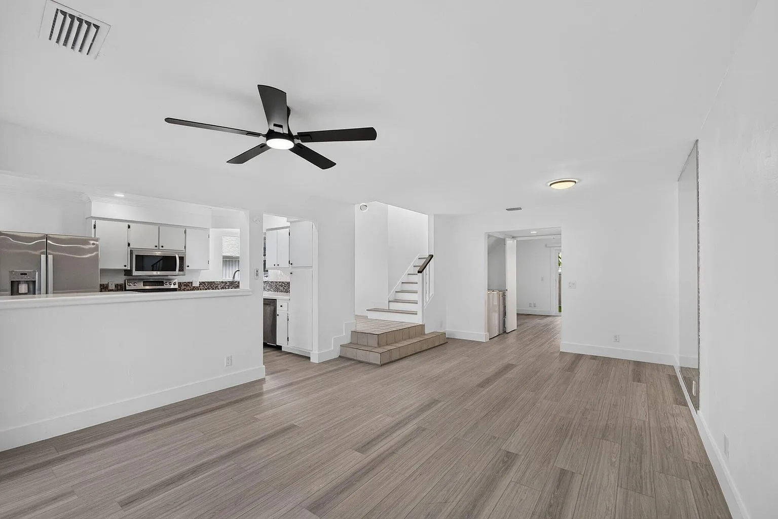 3 bed, $3,100 — Photo 3