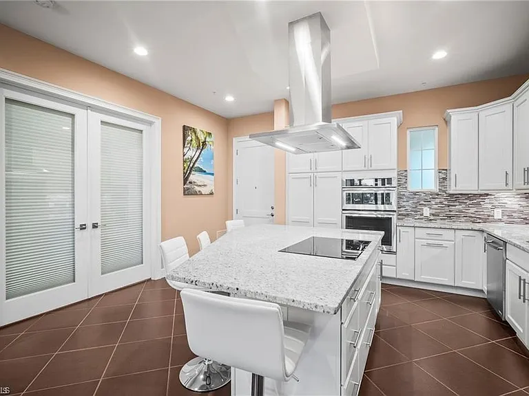 21460 Strada Nuova Cir — Photo 23