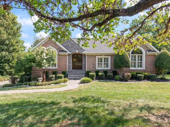 766 Peach Orchard Dr, Nashville, TN 37204