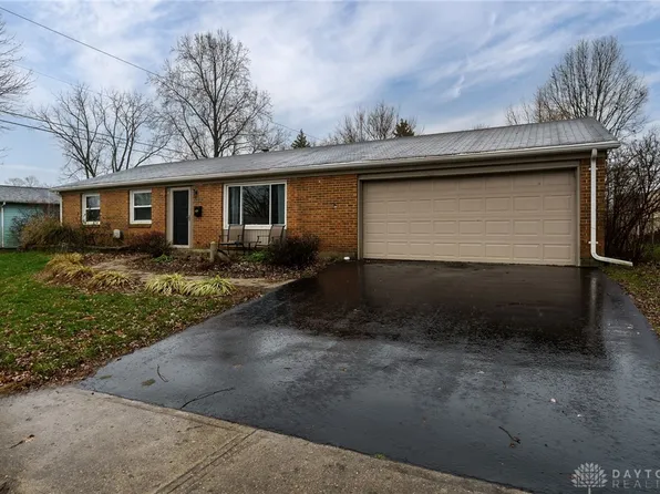 1010 Bristol Dr, Vandalia, OH 45377