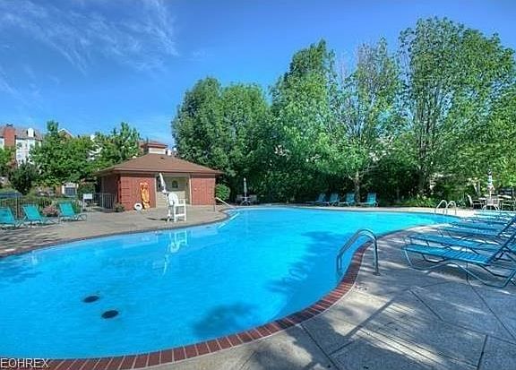 2nd image of 180 Fox Hollow Dr APT 206
