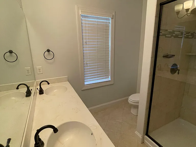748 Carolina Ave — Photo 15