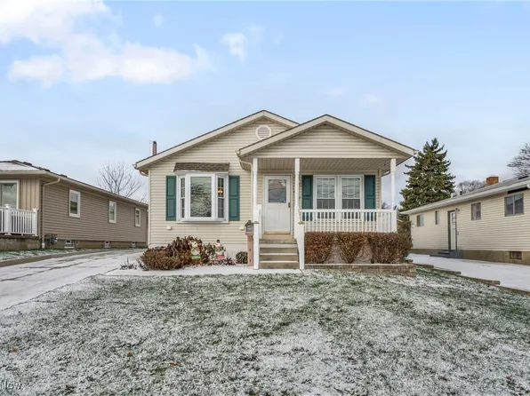 618 Woodstock Rd, Akron, OH 44312